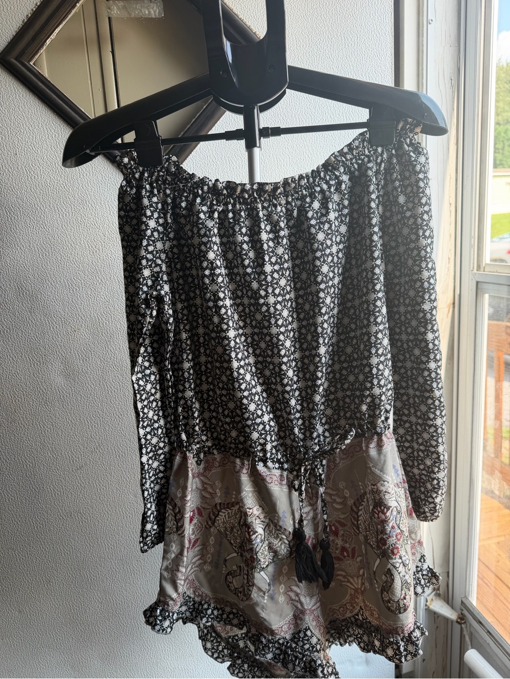 Live 4 Truth Black and Cream Printed romper